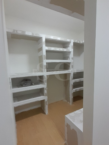 closet em drywall